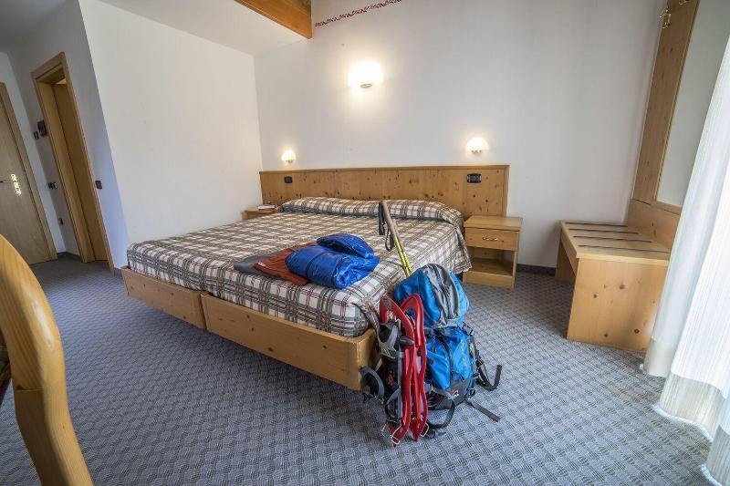 Hotel Melchiori Andalo Bagian luar foto